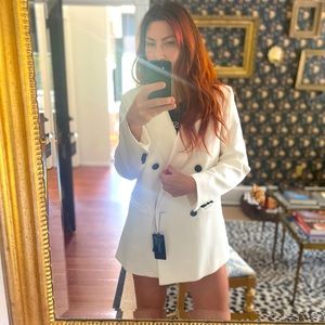 Almost new Armani double breasted oversized blazer, size 40 or U.S 6 approx.